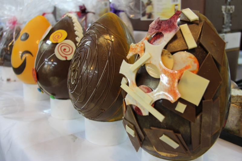 boulangerie-SPERACEDES-min_chocolate_factory_eggs_easter-897028